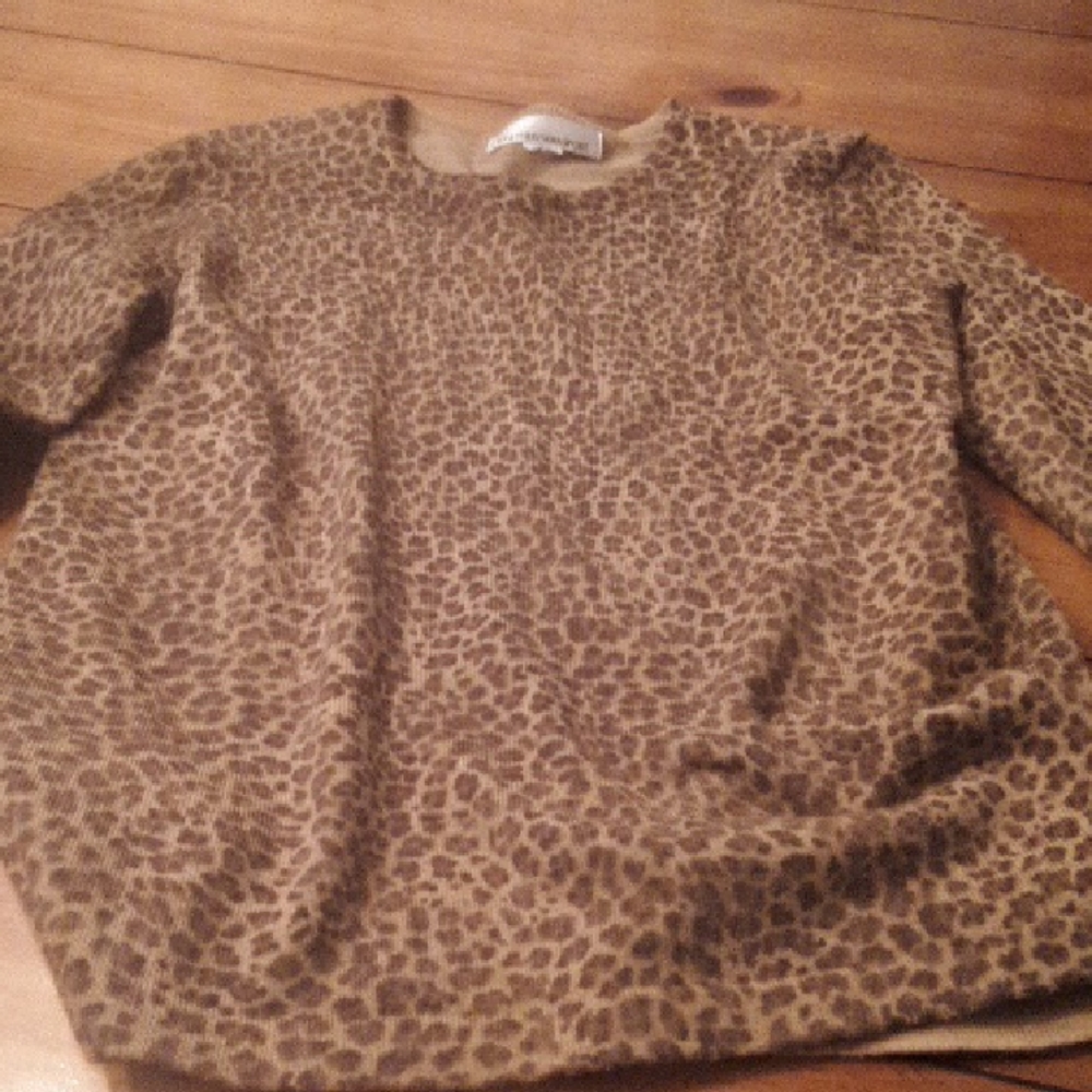 Leopard Print Sweater - image 1